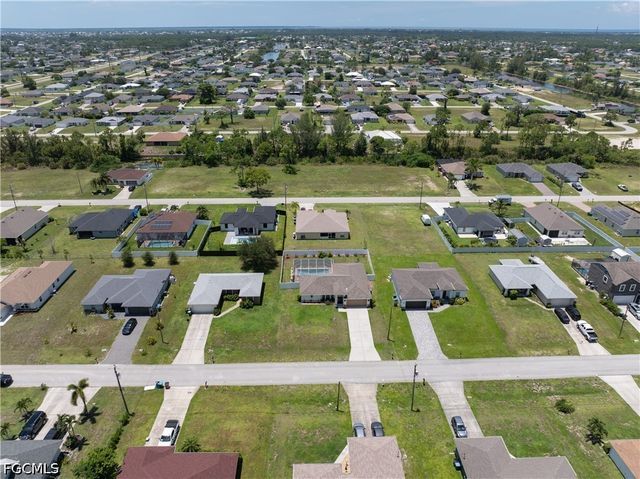 2522 NW 18th AVE, Cape Coral, FL 33993