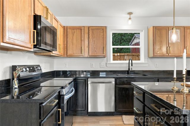 304 E Garden Street, Landis, NC 28088