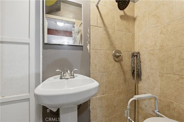 442 E 111th, Los Angeles, CA 90061