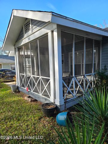322 S Westview Street, Jackson, MS 39202