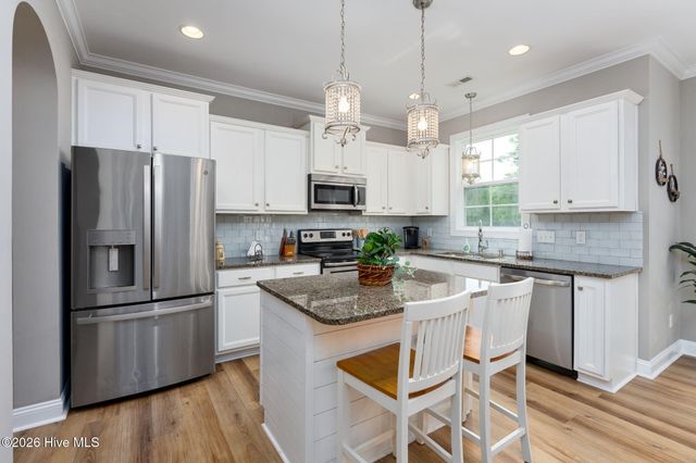 206 Cheswick Drive, Holly Ridge, NC 28445