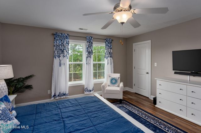 206 Cheswick Drive, Holly Ridge, NC 28445