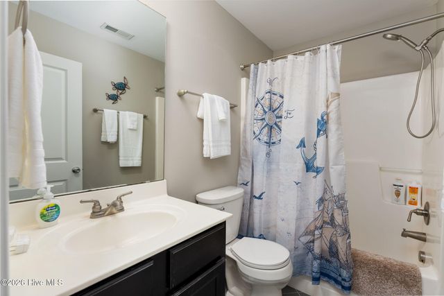 206 Cheswick Drive, Holly Ridge, NC 28445