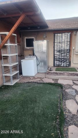 1433 S JENTILLY Lane, Tempe, AZ 85281