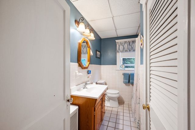56 Plain St, Braintree, MA 02184