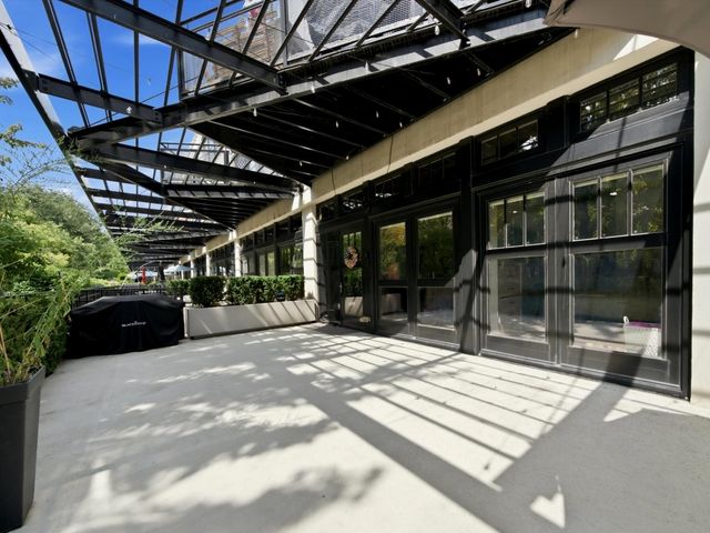 1000 W 15th Street 133, Chicago, IL 60608