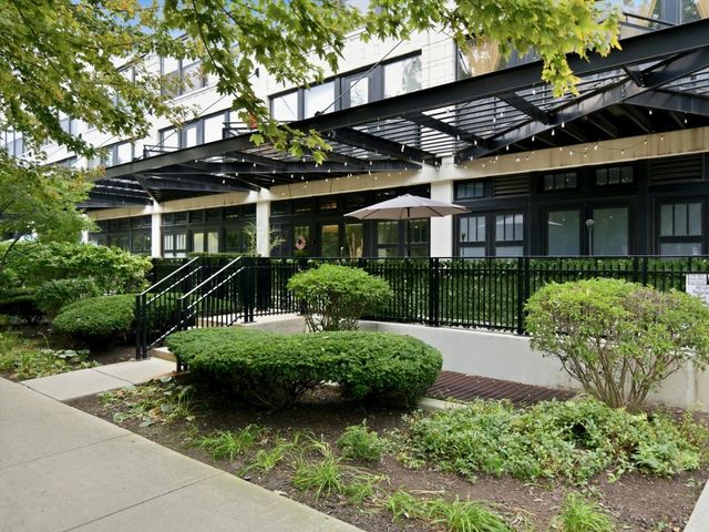 1000 W 15th Street 133, Chicago, IL 60608