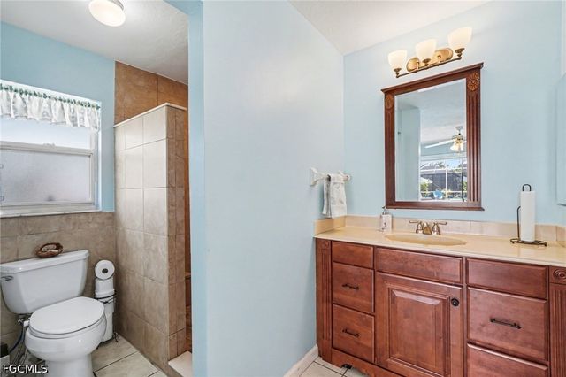 3310 SE 6th PL, Cape Coral, FL 33904