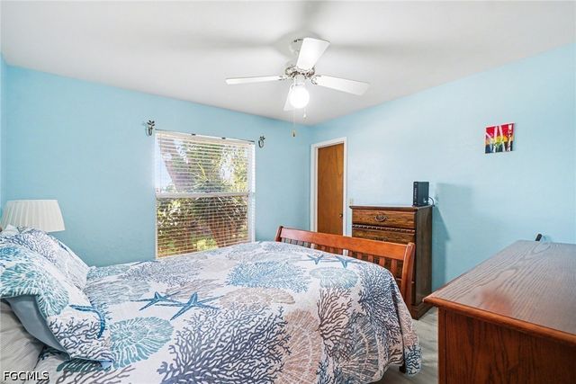 3310 SE 6th PL, Cape Coral, FL 33904