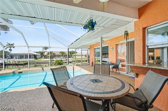 3310 SE 6th PL, Cape Coral, FL 33904