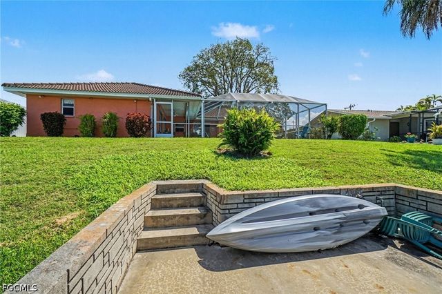 3310 SE 6th PL, Cape Coral, FL 33904