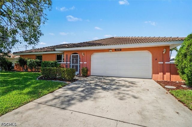 3310 SE 6th PL, Cape Coral, FL 33904