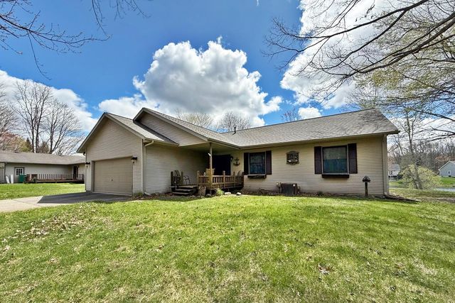 8917 Longview Drive, Morton Twp, MI 49346