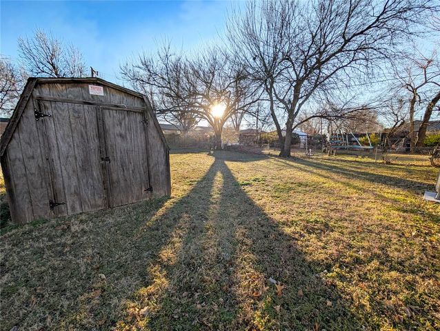 509 S 3rd Street, Yukon, OK 73099