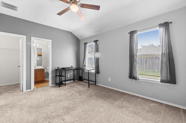 1409 Natural Pine Trail, Conroe, TX 77301