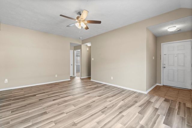 1409 Natural Pine Trail, Conroe, TX 77301