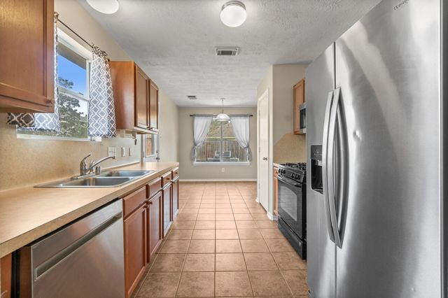 1409 Natural Pine Trail, Conroe, TX 77301