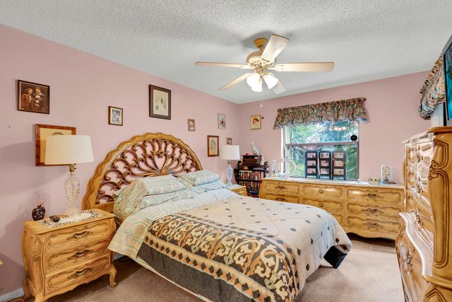 3 Vía De Casas Sur, Boynton Beach, FL 33426