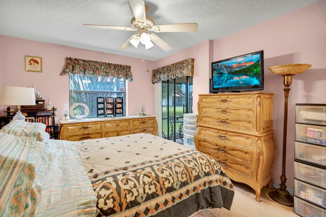 3 Vía De Casas Sur, Boynton Beach, FL 33426