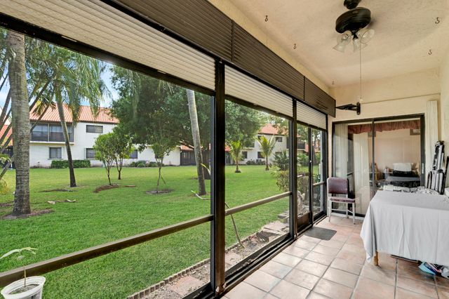 3 Vía De Casas Sur, Boynton Beach, FL 33426