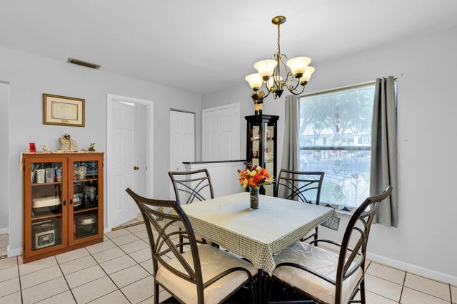 3 Vía De Casas Sur, Boynton Beach, FL 33426