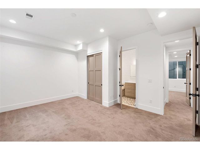 2380 S Cook St, Denver, CO 80210