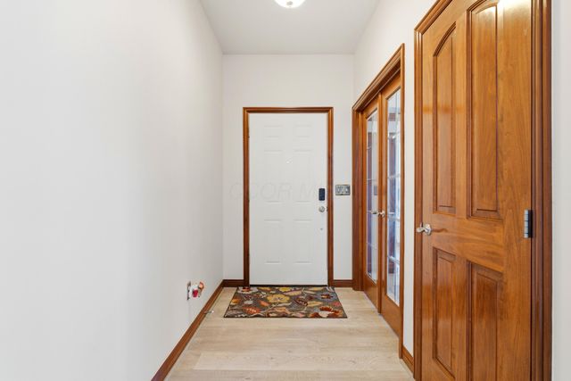 327 Pagoda Court, Pickerington, OH 43147