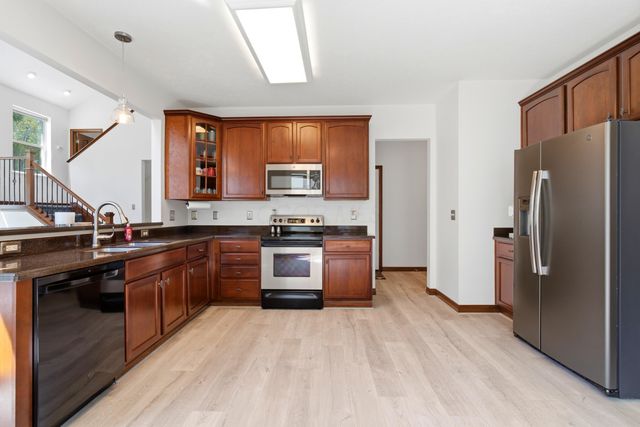 327 Pagoda Court, Pickerington, OH 43147