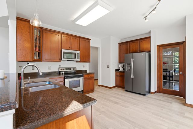327 Pagoda Court, Pickerington, OH 43147