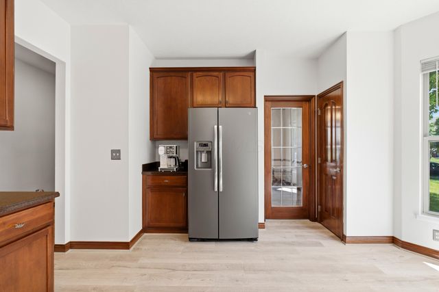 327 Pagoda Court, Pickerington, OH 43147