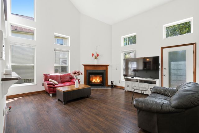 327 Pagoda Court, Pickerington, OH 43147
