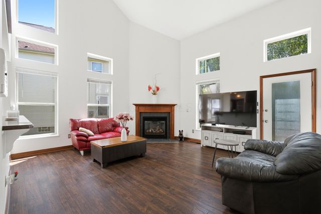 327 Pagoda Court, Pickerington, OH 43147