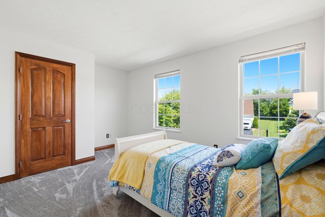 327 Pagoda Court, Pickerington, OH 43147