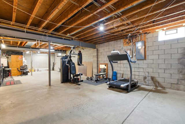 327 Pagoda Court, Pickerington, OH 43147