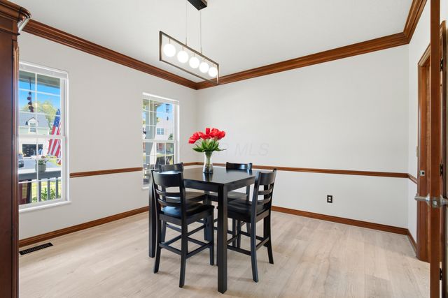 327 Pagoda Court, Pickerington, OH 43147