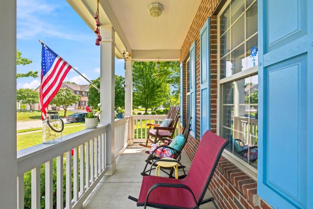 327 Pagoda Court, Pickerington, OH 43147