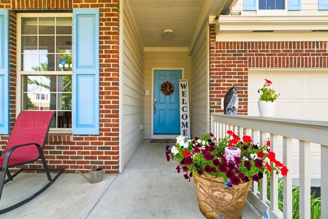 327 Pagoda Court, Pickerington, OH 43147