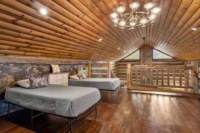 12159 Cookeville Boat Dock Rd, Baxter, TN 38544