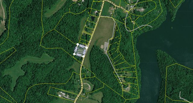 12159 Cookeville Boat Dock Rd, Baxter, TN 38544