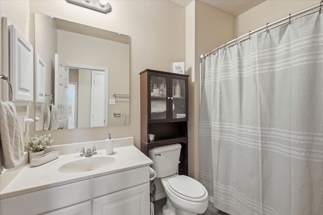 2825 Treasure Cove Drive, Lewisville, TX 75056