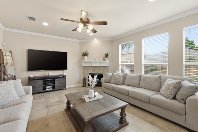 2825 Treasure Cove Drive, Lewisville, TX 75056