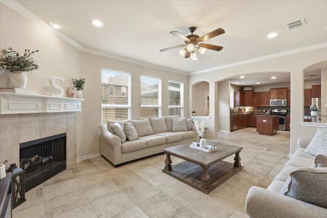 2825 Treasure Cove Drive, Lewisville, TX 75056