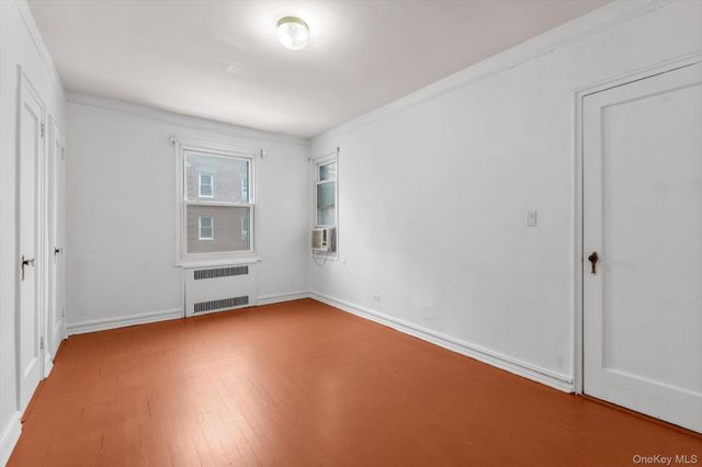 96-11 65 Road 305, Rego Park, NY 11374