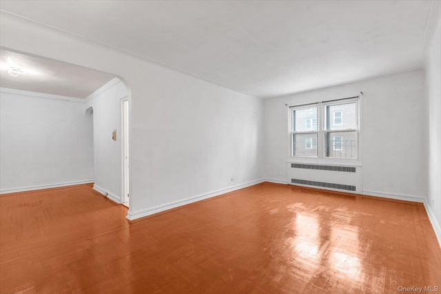 96-11 65 Road 305, Rego Park, NY 11374
