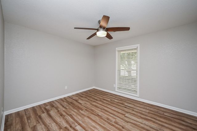 5906 Dumfries Drive, Houston, TX 77096