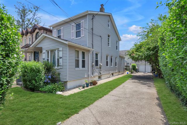 21414 104th Avenue, Queens Village, NY 11429