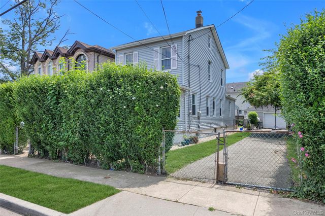 21414 104th Avenue, Queens Village, NY 11429