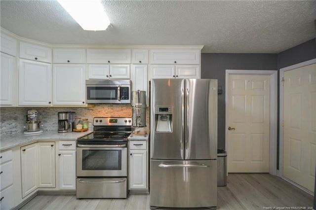 242 Heartwood Drive, Raeford, NC 28376