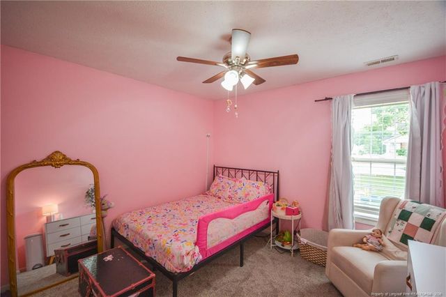 242 Heartwood Drive, Raeford, NC 28376