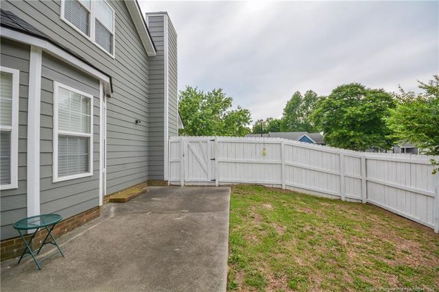 242 Heartwood Drive, Raeford, NC 28376
